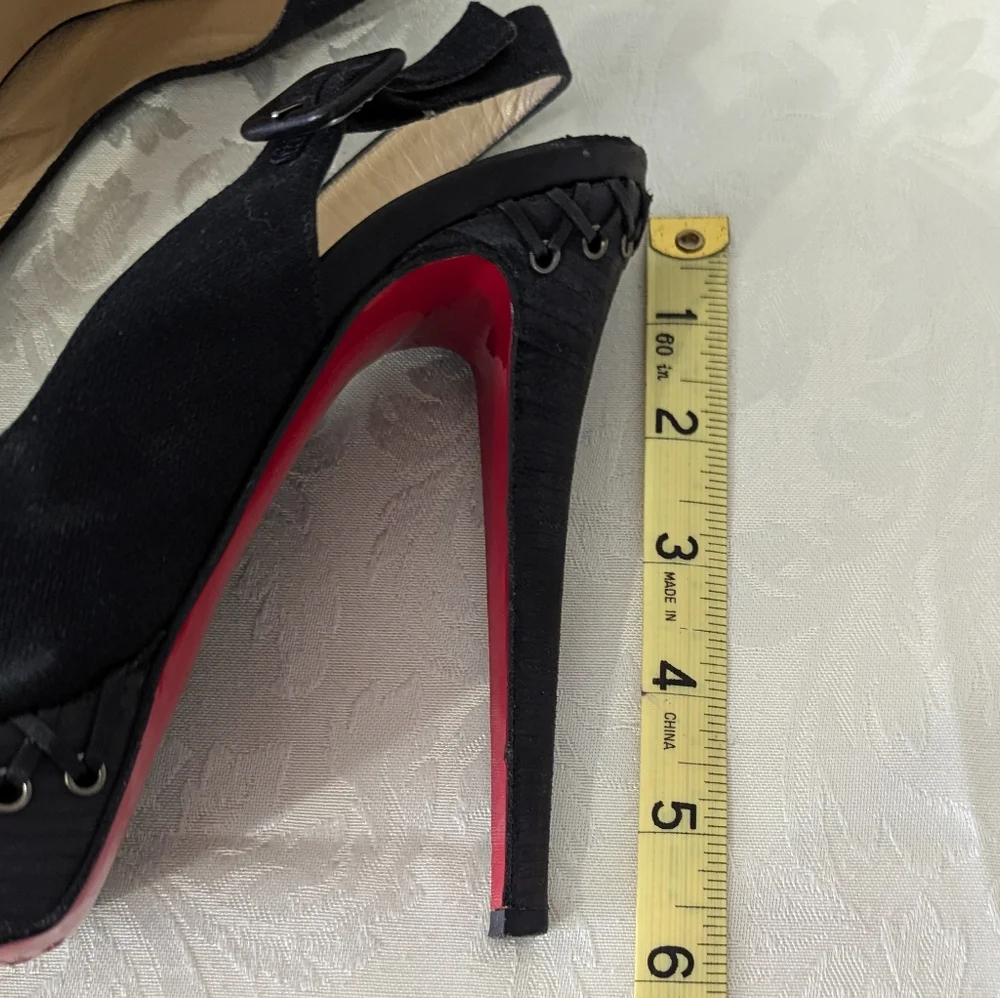 Christian Louboutin Peep Toe Slingbacks Size 38 red and black slingback